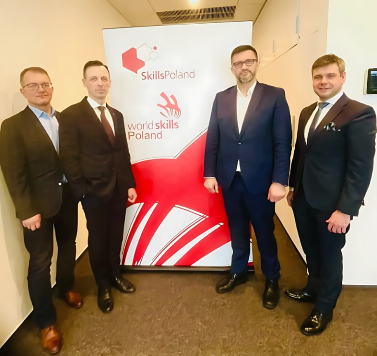 Współpraca PIGMiUR z FRSE – Nowe Kierunki Rozwoju i Wspólne Plany na Przyszłość