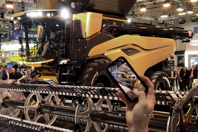 Medals for the New Holland brand