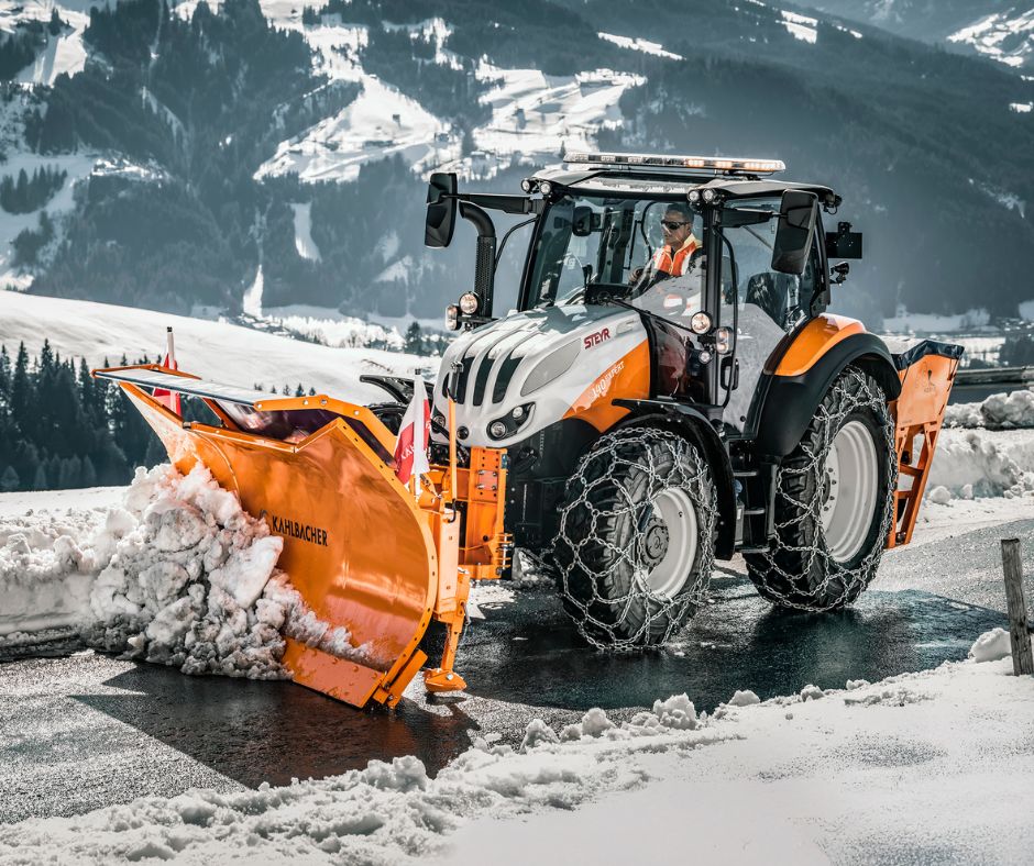 WIĘKSZY WYBÓR DLA KLIENTÓW STEYR EXPERT: DWIE SKRZYNIE BIEGÓW I TRZY PAKIETY FUNKCJI